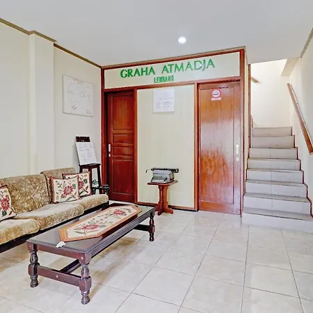 Collection O 90461 Graha Atmadja Syariah Otel 3*