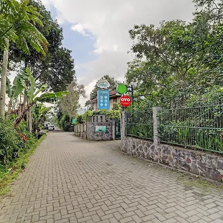 Hotell Collection O 90461 Graha Atmadja Syariah 3*