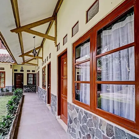 Hotell Collection O 90461 Graha Atmadja Syariah